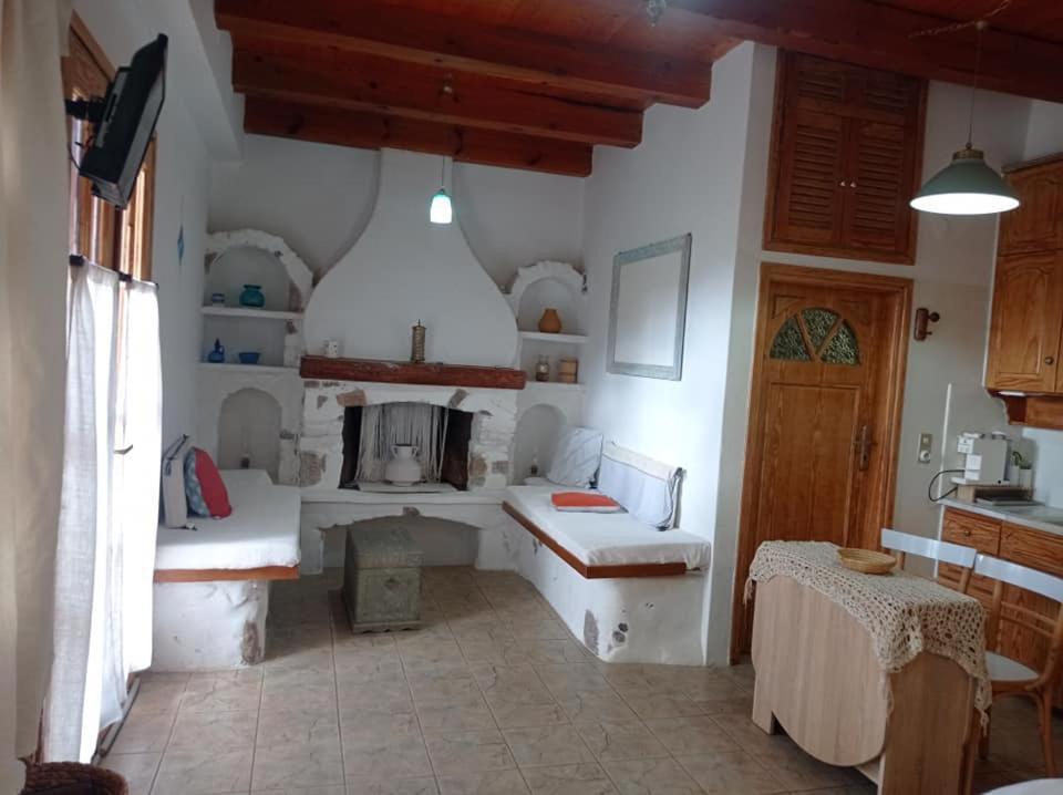 Harmonic Place Loutraki Exterior foto